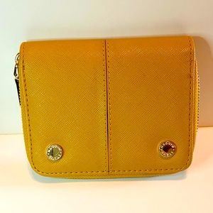 💛 Steve Madden Yellow French Wallet ❣️